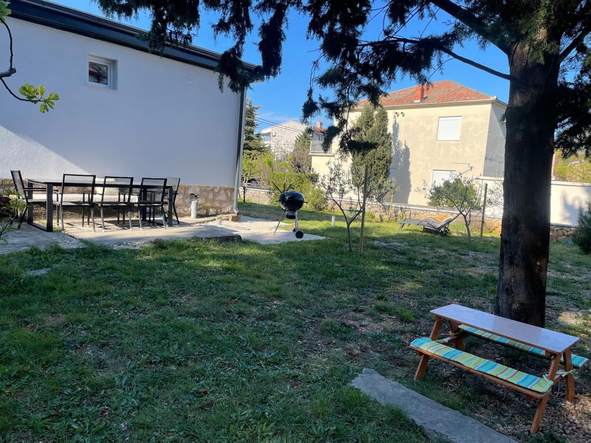 Holiday Home Lola - Large Outdoor Area スタリグラード エクステリア 写真