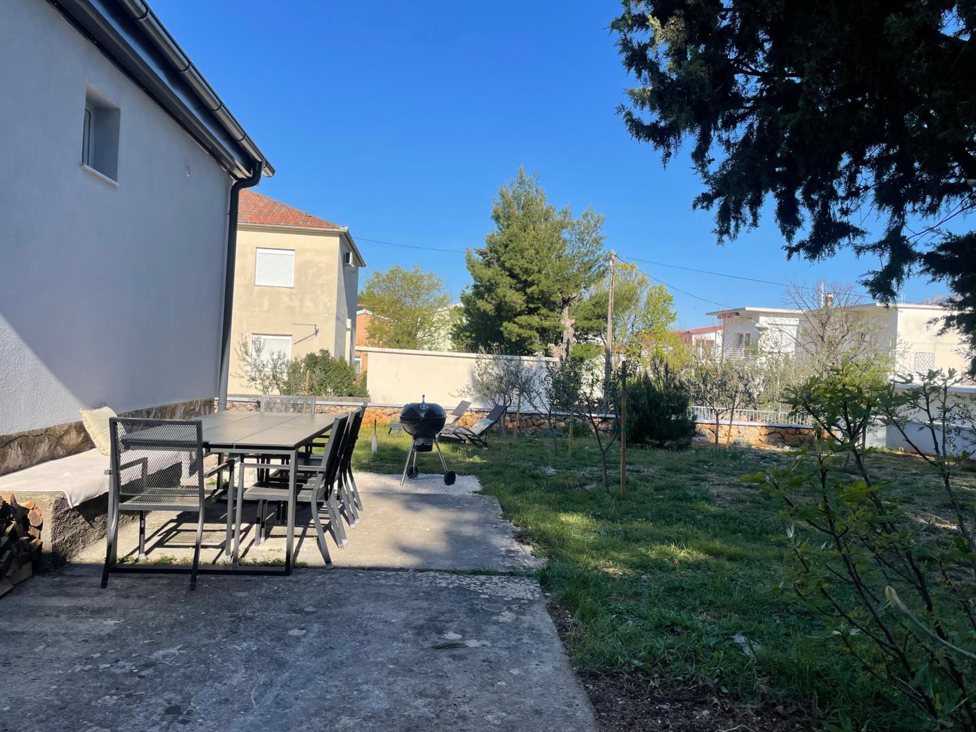 Holiday Home Lola - Large Outdoor Area スタリグラード エクステリア 写真